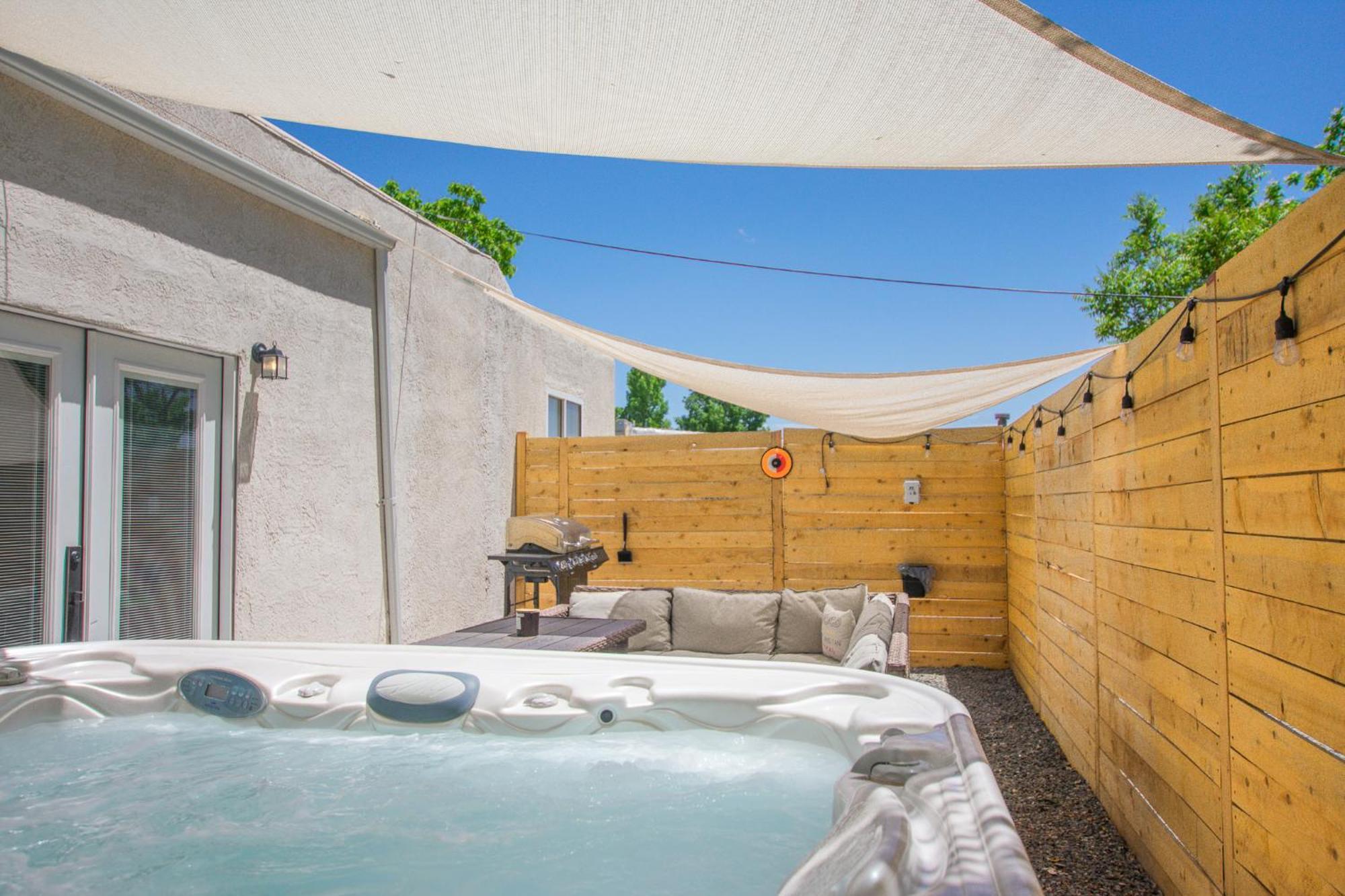 Cowboy Den-Hot Tub-Game Room-Pet Friendly-No Pet Fees! Альбукерке Экстерьер фото