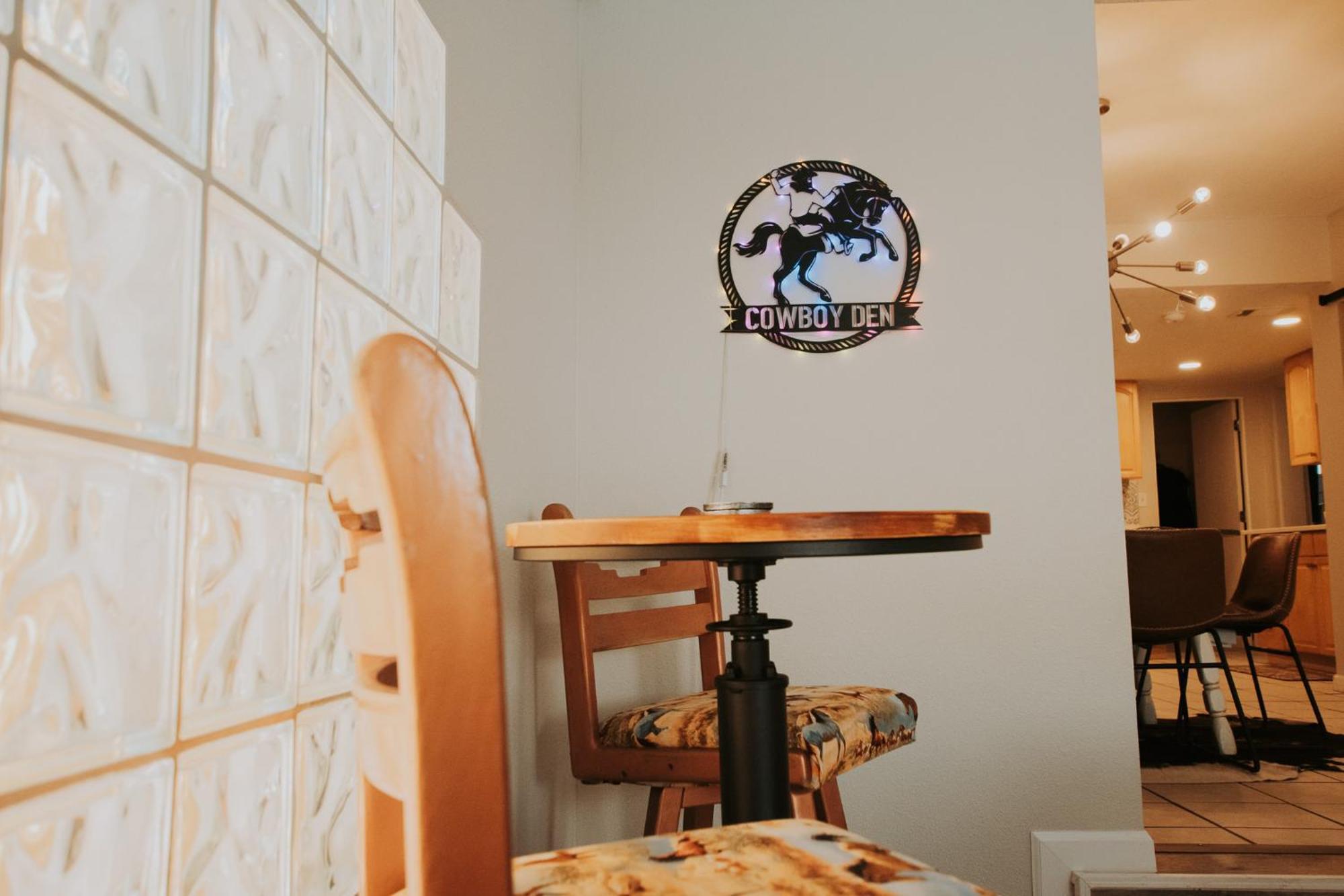 Cowboy Den-Hot Tub-Game Room-Pet Friendly-No Pet Fees! Альбукерке Экстерьер фото