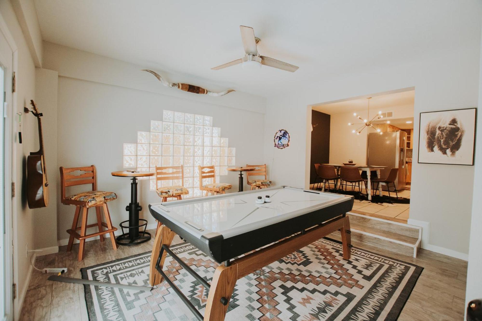 Cowboy Den-Hot Tub-Game Room-Pet Friendly-No Pet Fees! Альбукерке Экстерьер фото
