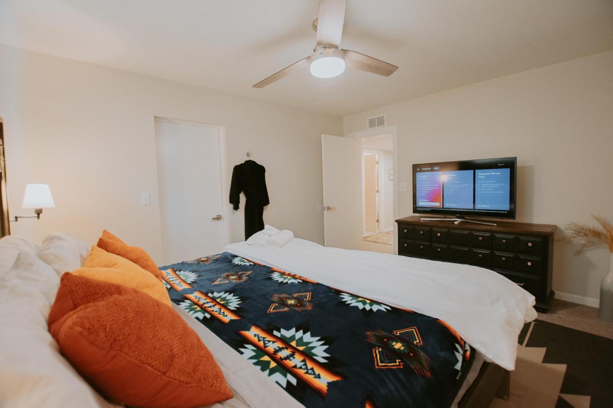 Cowboy Den-Hot Tub-Game Room-Pet Friendly-No Pet Fees! Альбукерке Экстерьер фото